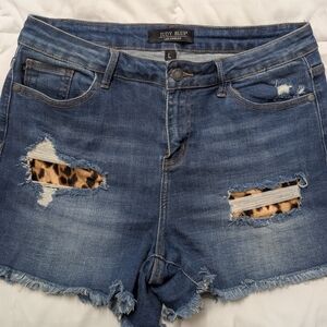 Judy Blue Blue Denim Shorts with Leopard Details